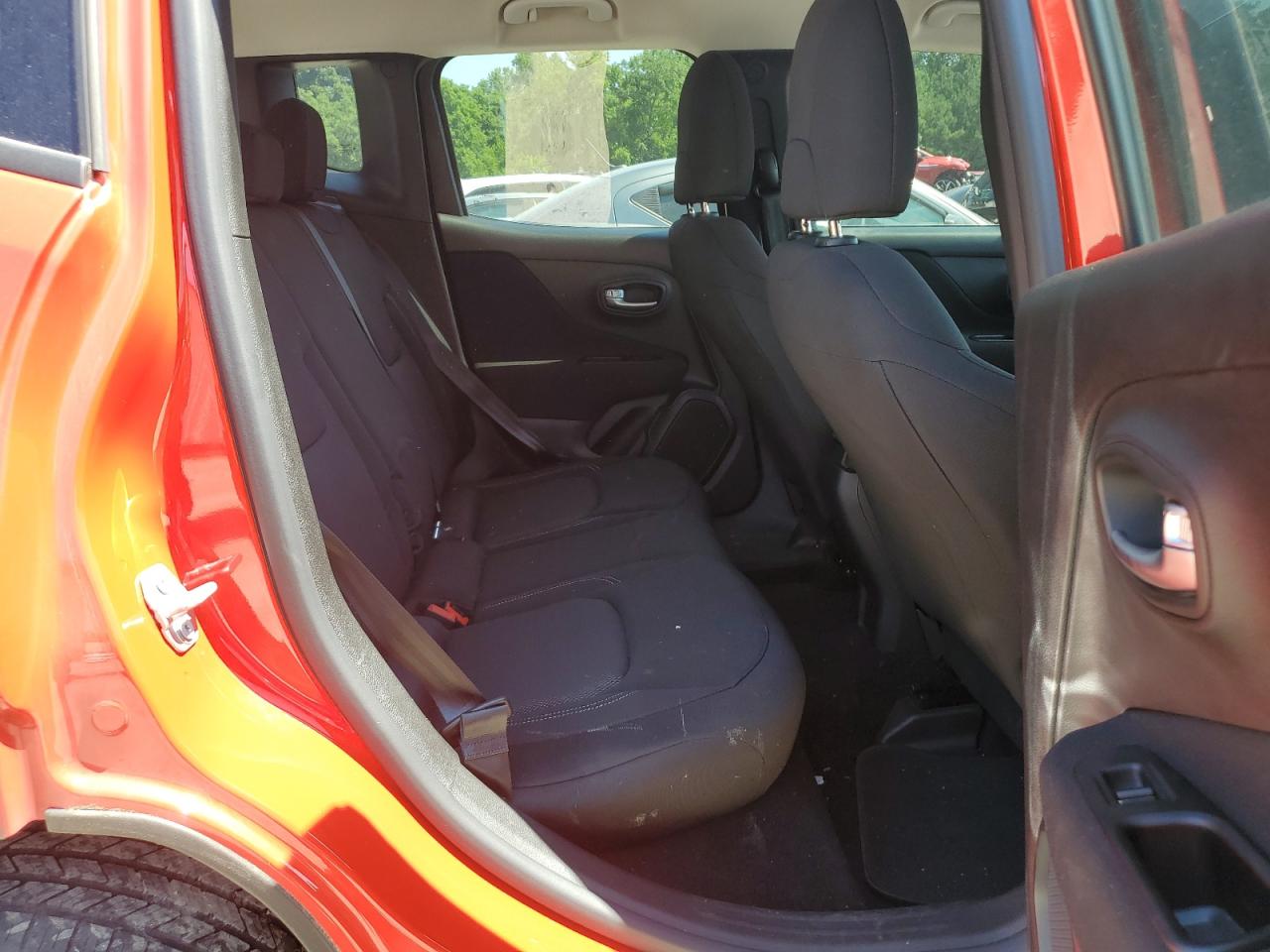 ZACNJDAB9MPM25661 2021 Jeep Renegade Sport