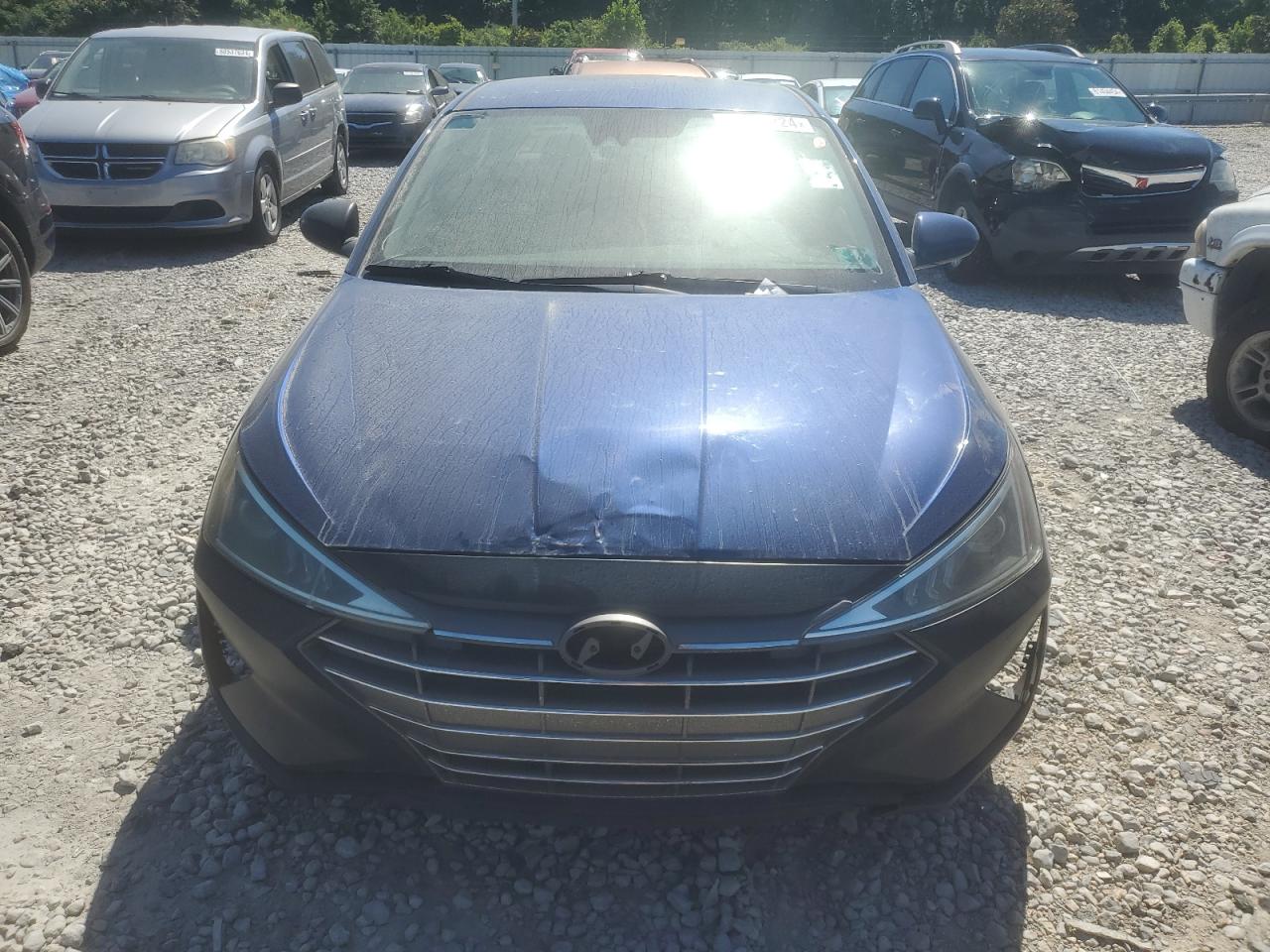 2019 Hyundai Elantra Sel vin: 5NPD84LF6KH413791