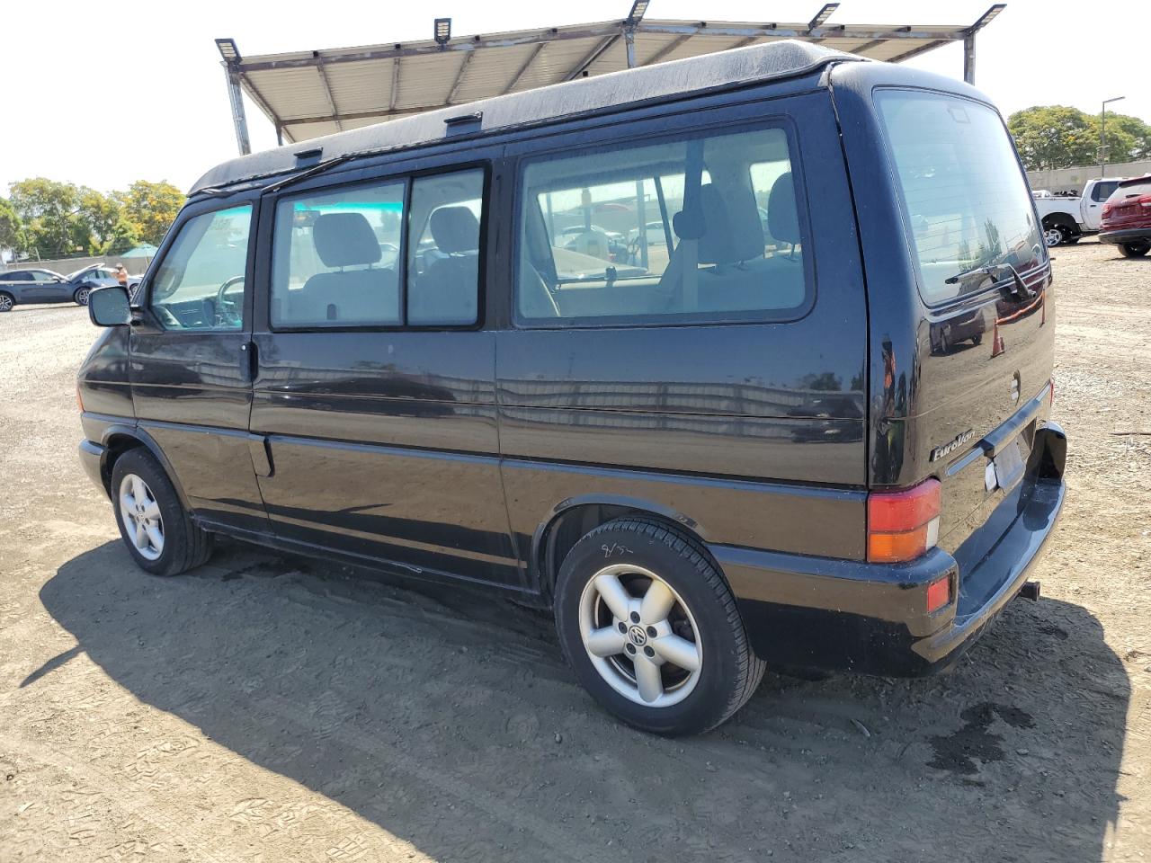 Lot #2723621038 2002 VOLKSWAGEN EUROVAN MV