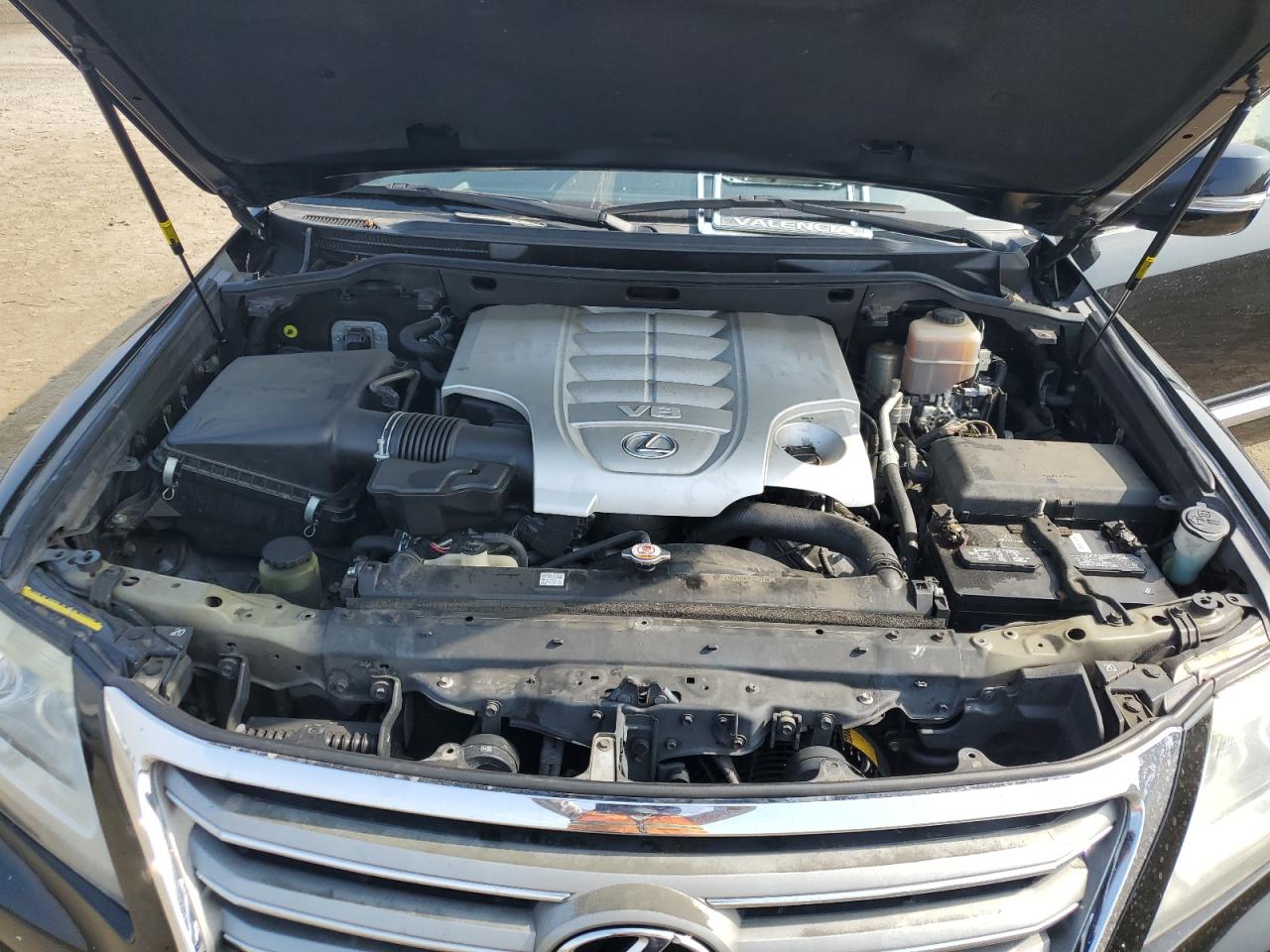 JTJHY7AX9E4137063 2014 Lexus Lx 570