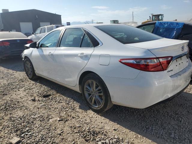 VIN 4T1BF1FK2FU983640 2015 Toyota Camry, LE no.2