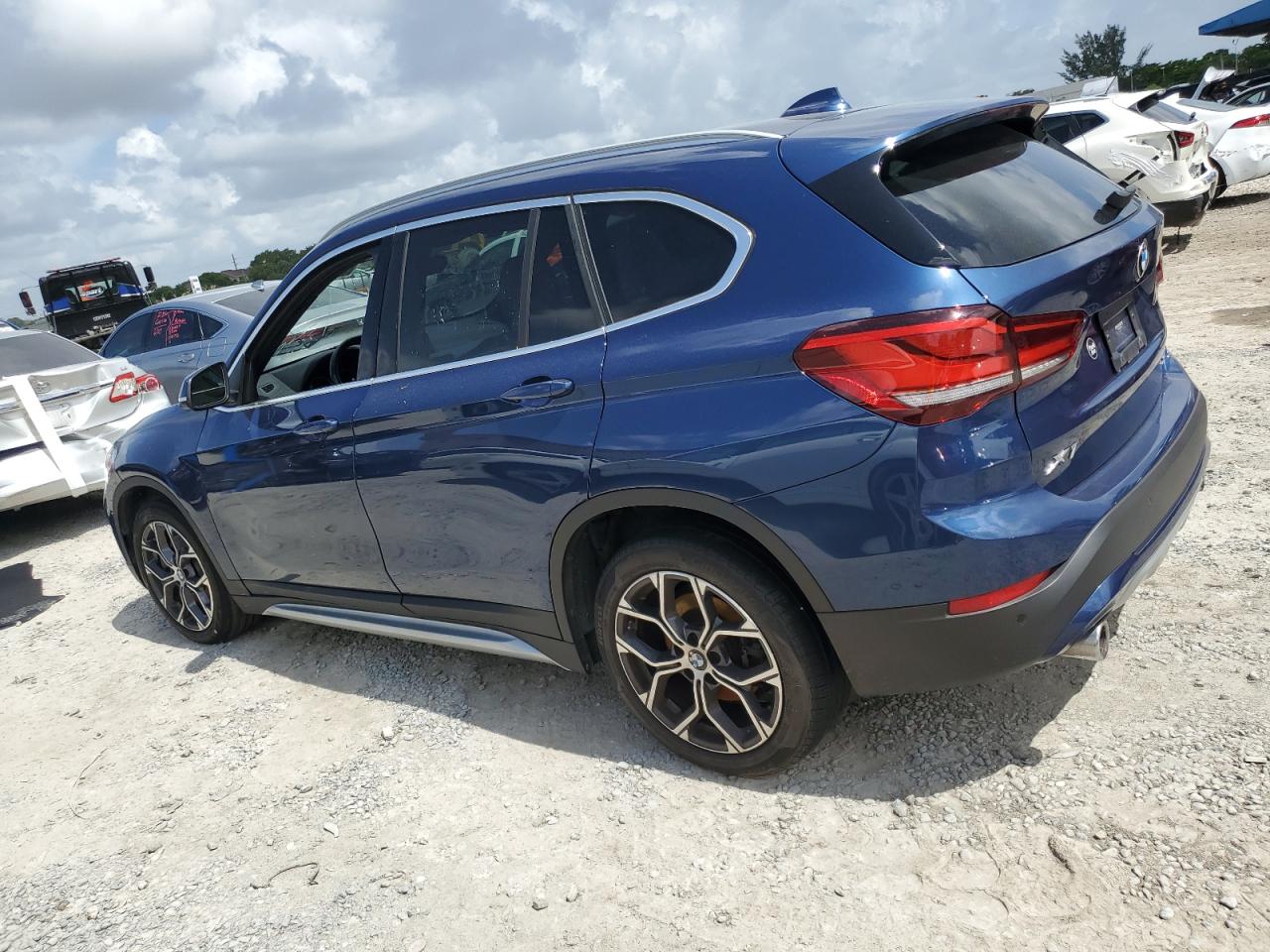 WBXJG9C0XM5T36704 2021 BMW X1 xDrive28I