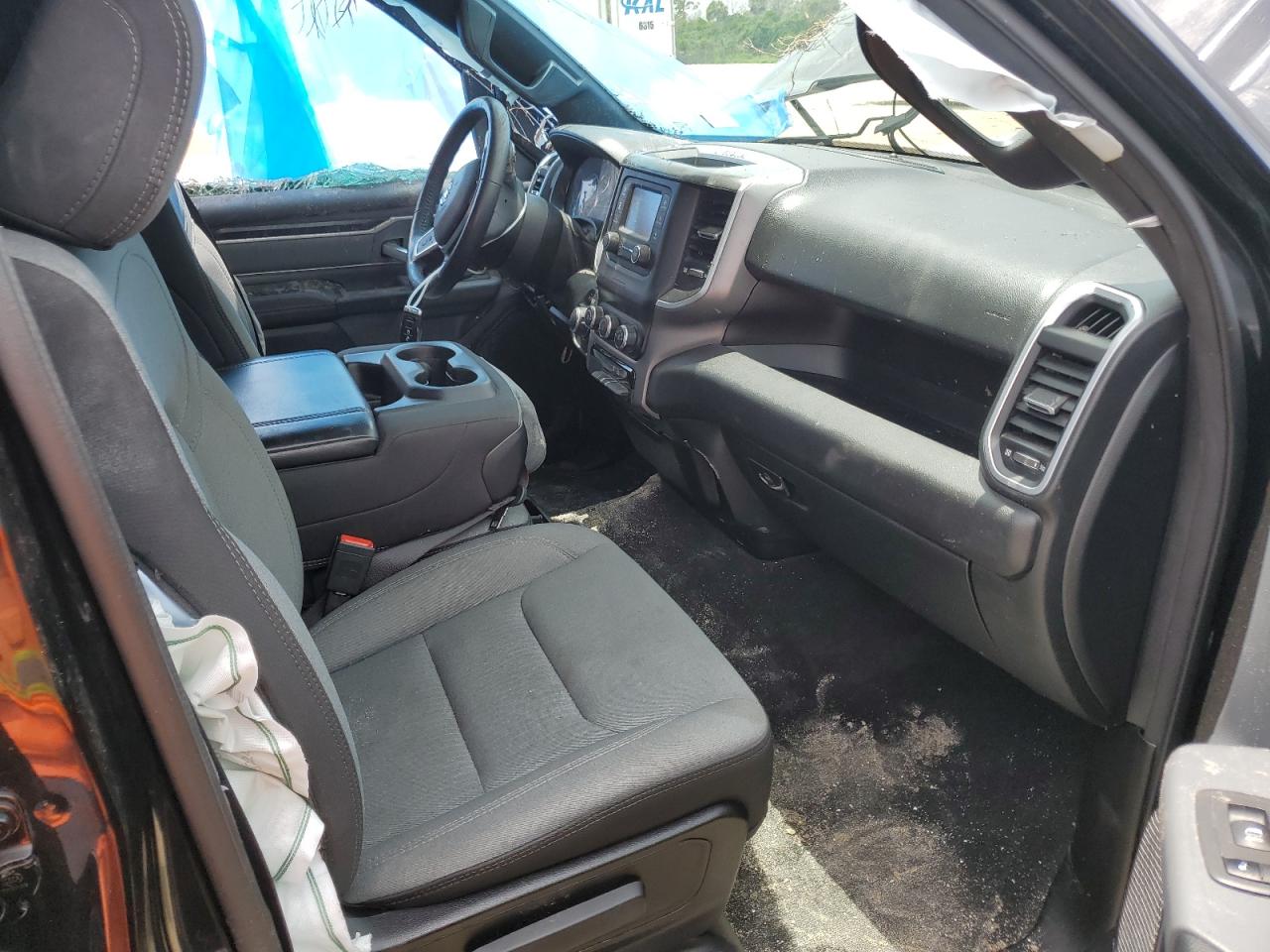 1C6RREBT4NN201645 2022 Ram 1500 Big Horn/Lone Star