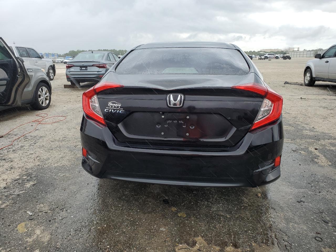 19XFC2F58HE062684 2017 Honda Civic Lx 19XFC2F58HE062684 2017 Honda Civic Lx
