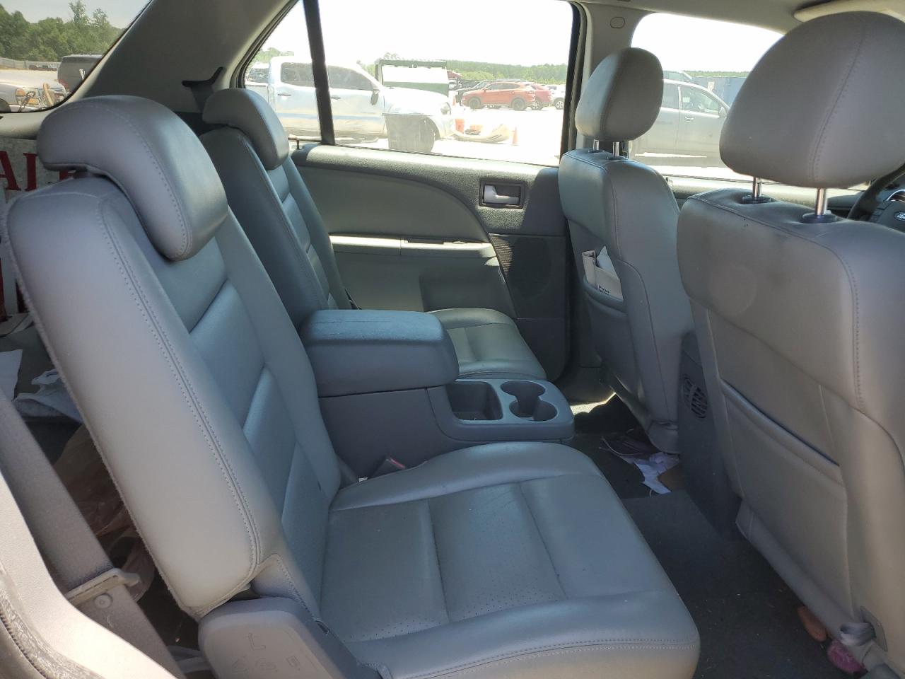 1FMDK02145GA63694 2005 Ford Freestyle Sel