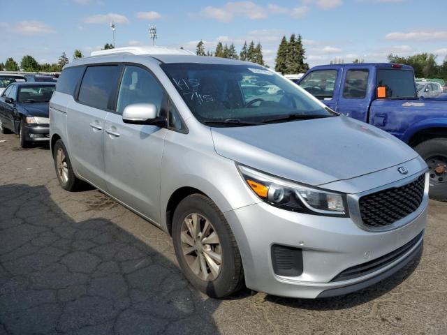 VIN KNDMB5C13H6229567 2017 KIA Sedona, LX no.4