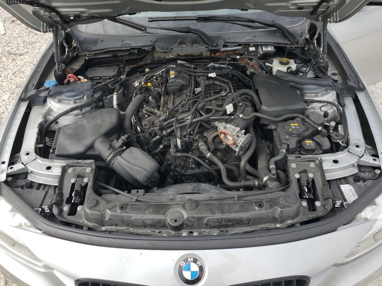 WBA8B9C53JAE22476 2018 BMW 330 I