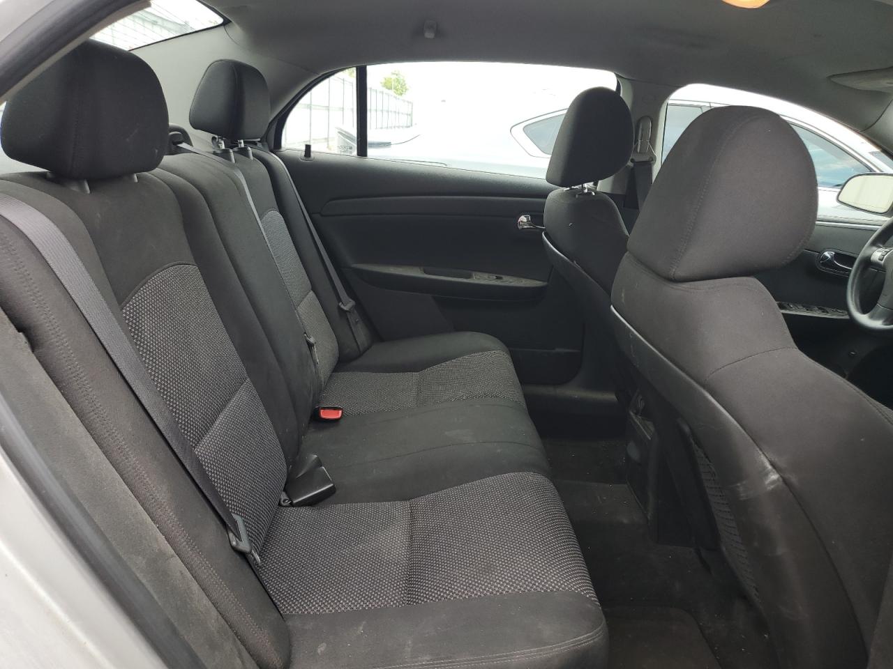 1G1ZC5EB5A4102905 2010 Chevrolet Malibu 1Lt