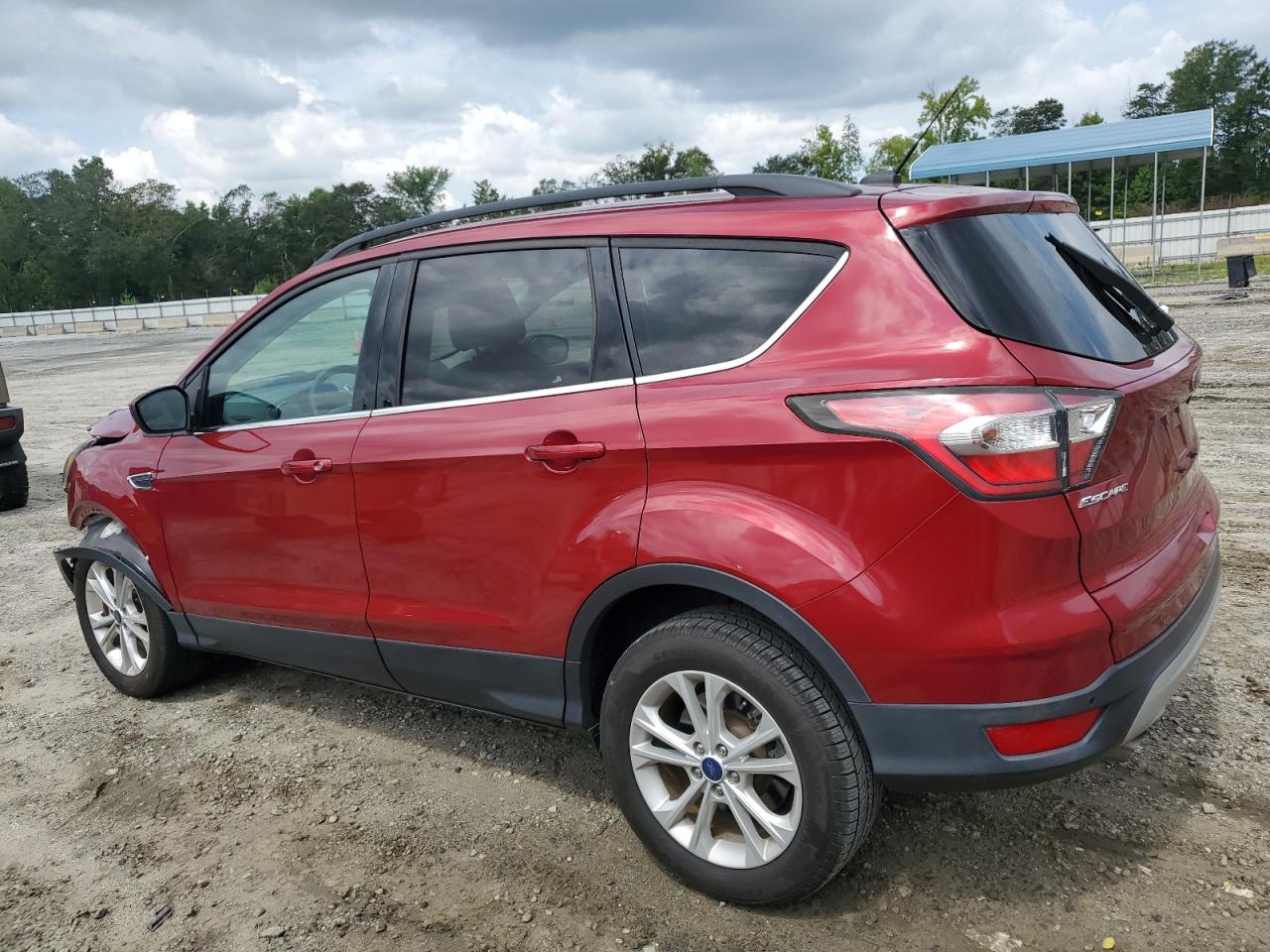 Lot #2748979282 2017 FORD ESCAPE SE