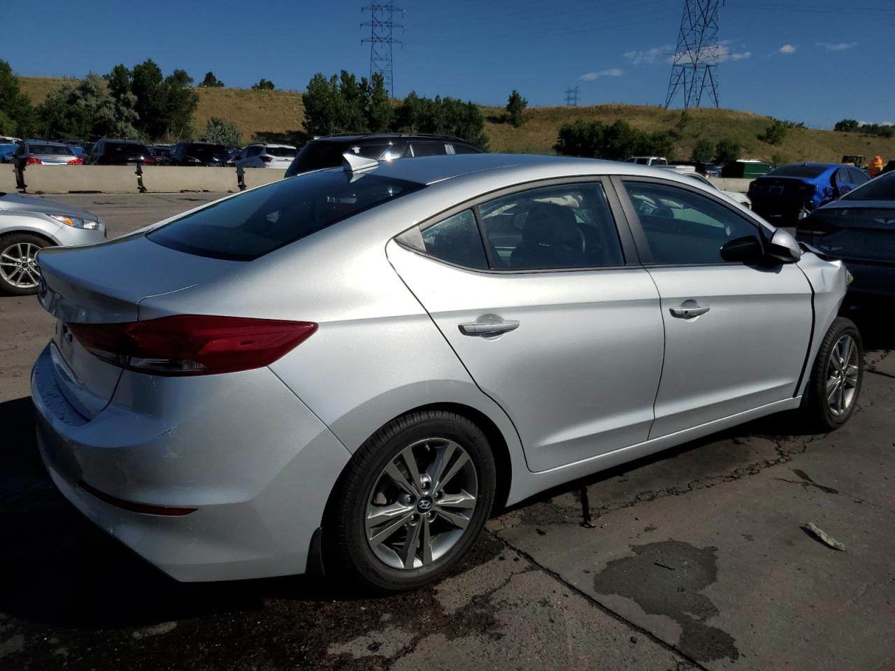 2018 Hyundai Elantra Sel vin: 5NPD84LF3JH351331