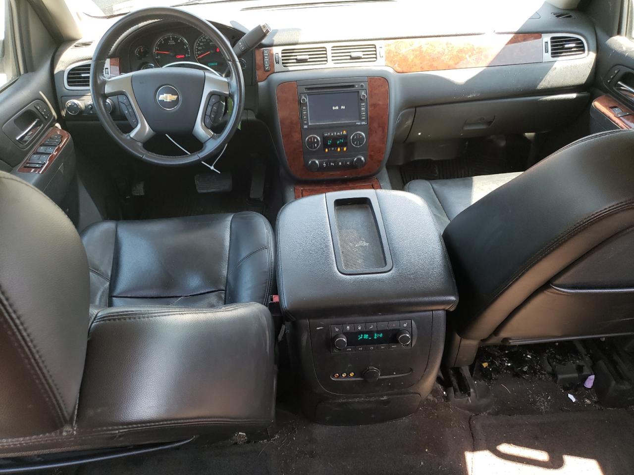 1GNSKCE06BR314318 2011 Chevrolet Tahoe K1500 Ltz