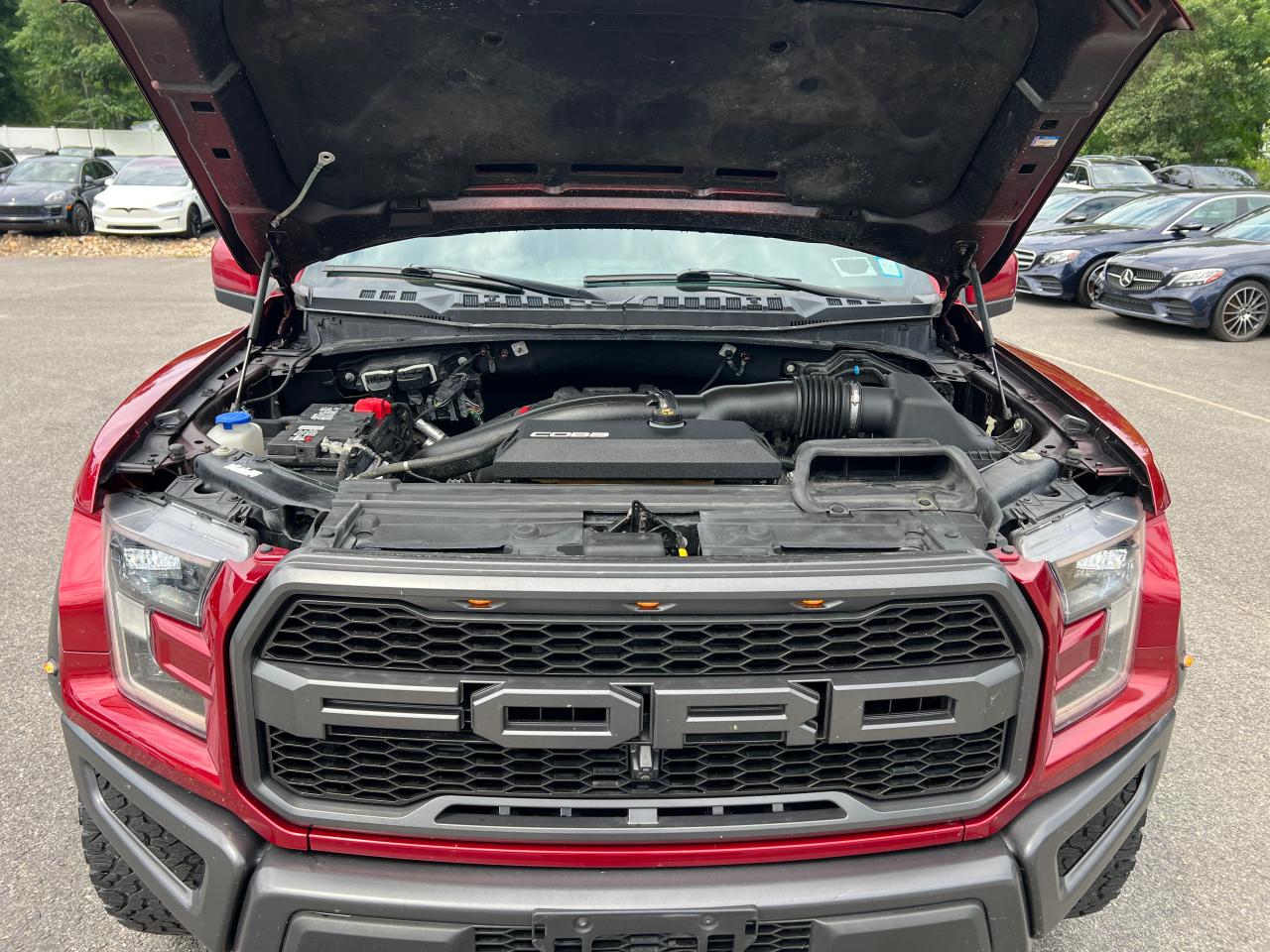 2019 Ford F150 Raptor vin: 1FTFW1RG4KFA18323