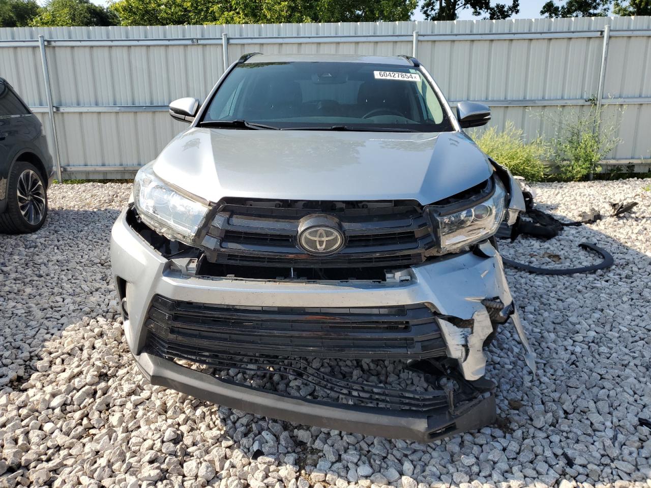 5TDJZRFH4JS492946 TOYOTA HIGHLANDER 2018