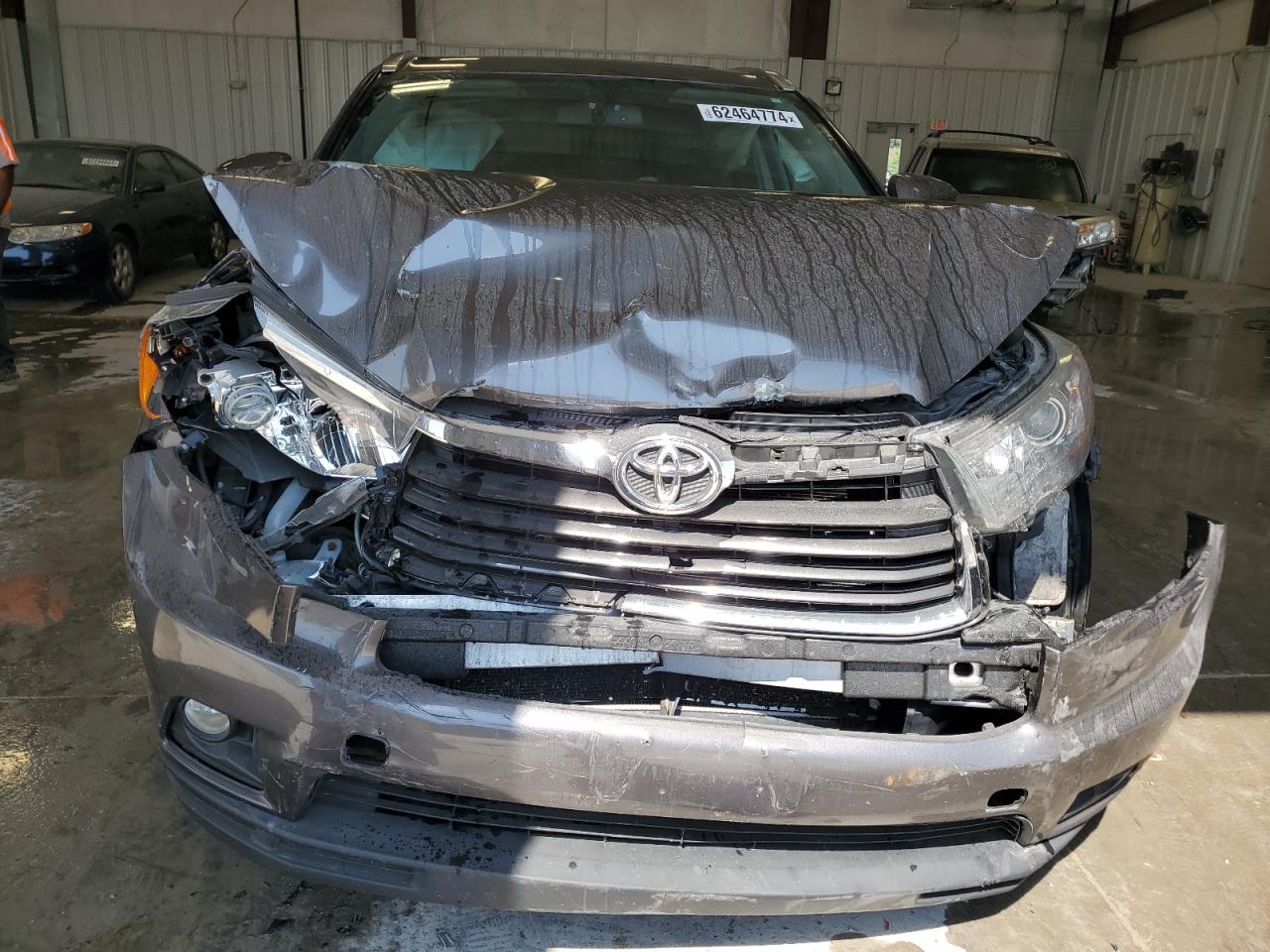 5TDJKRFH3GS325569 2016 Toyota Highlander Xle