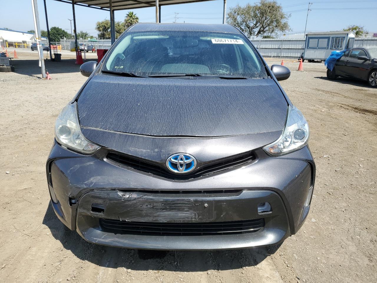 JTDZN3EU3FJ022244 2015 Toyota Prius V