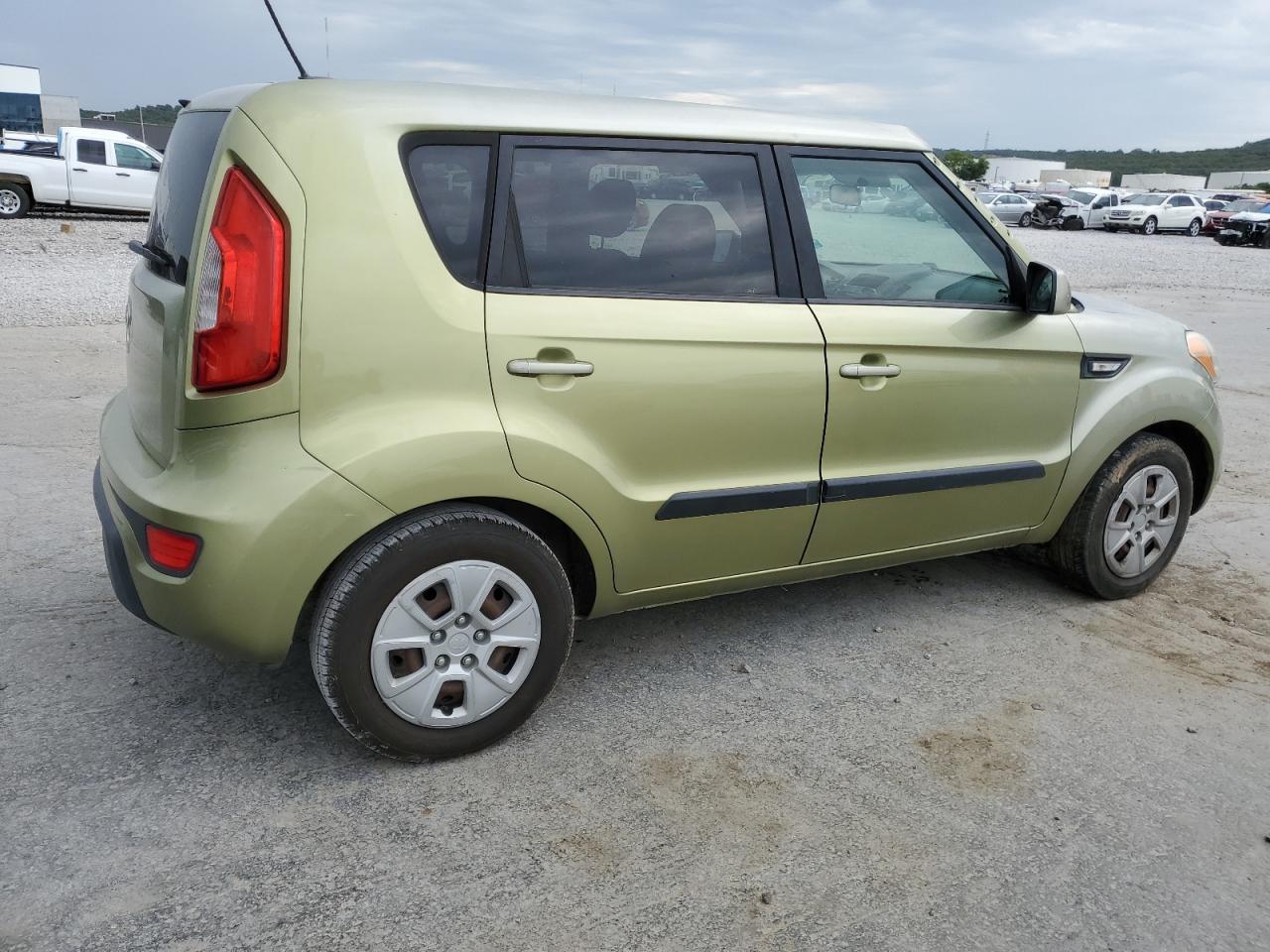 2012 Kia Soul vin: KNDJT2A57C7423378