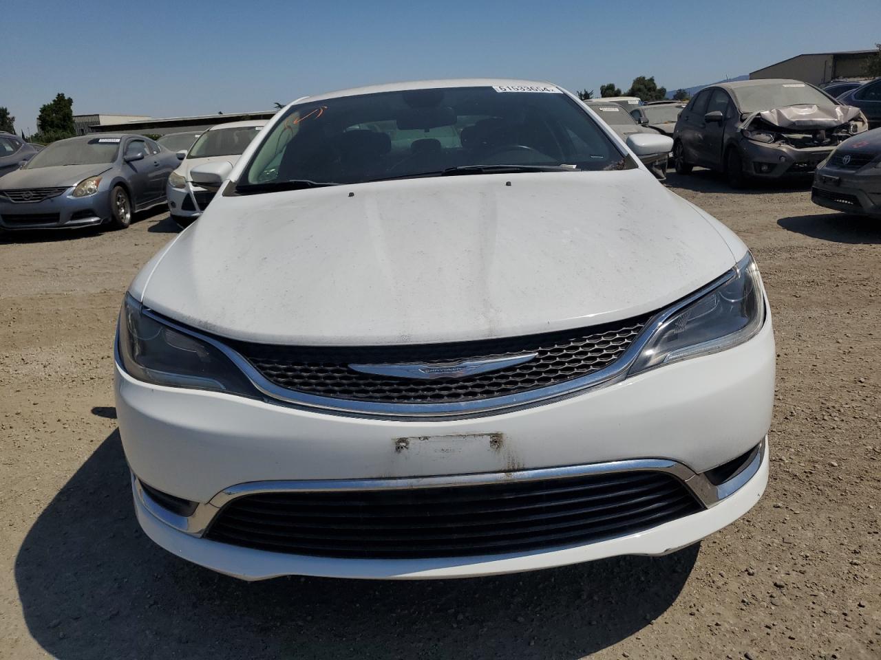 2015 Chrysler 200 Limited vin: 1C3CCCABXFN747384