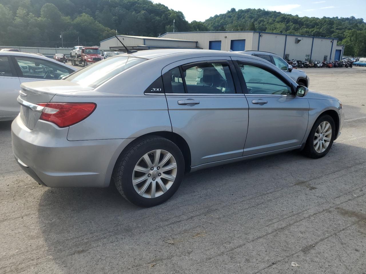 2013 Chrysler 200 Touring vin: 1C3CCBBB5DN513174