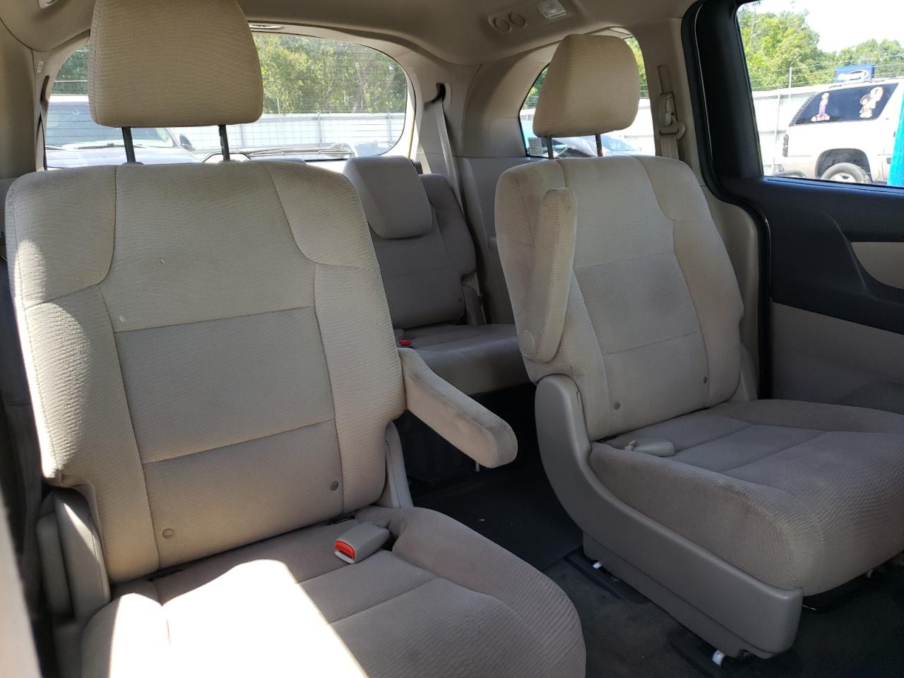 5FNRL5H24BB017129 2011 Honda Odyssey Lx