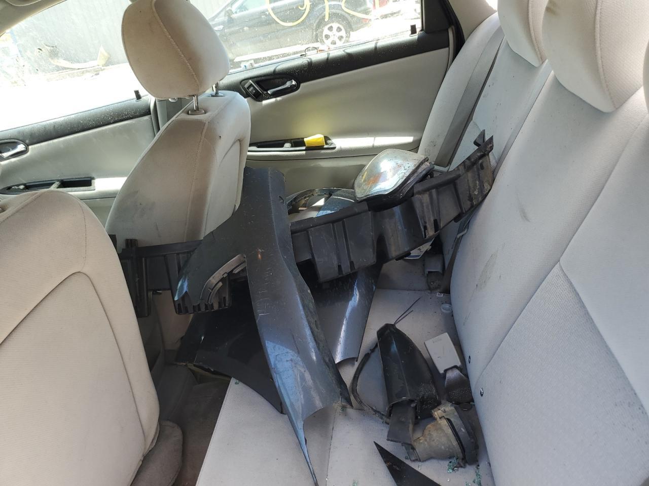 2G1WB5EK2A1130176 2010 Chevrolet Impala Lt