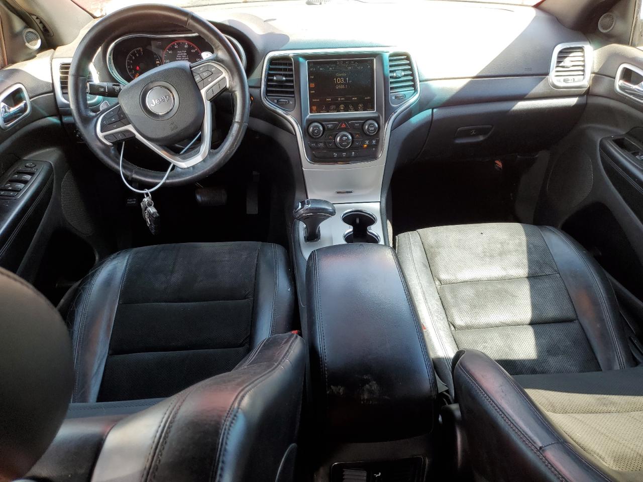 1C4RJFAG4FC171005 2015 Jeep Grand Cherokee Laredo