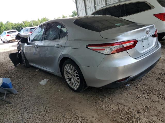 VIN 4T1B11HK8JU038339 2018 Toyota Camry, L no.2