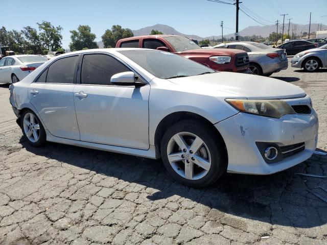 VIN 4T1BF1FK3EU453742 2014 Toyota Camry, L no.4