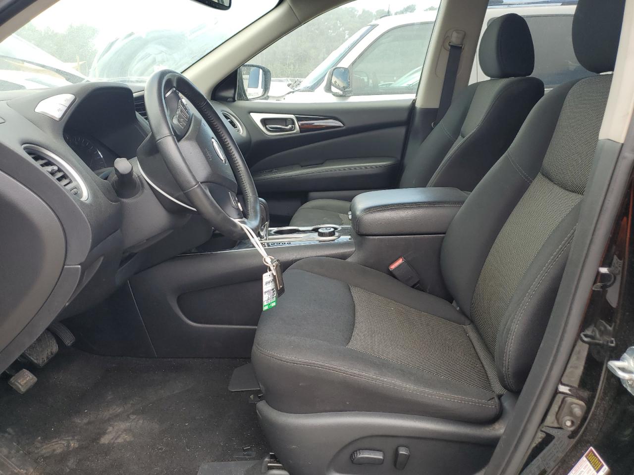 5N1DR2MM3KC576744 2019 Nissan Pathfinder S