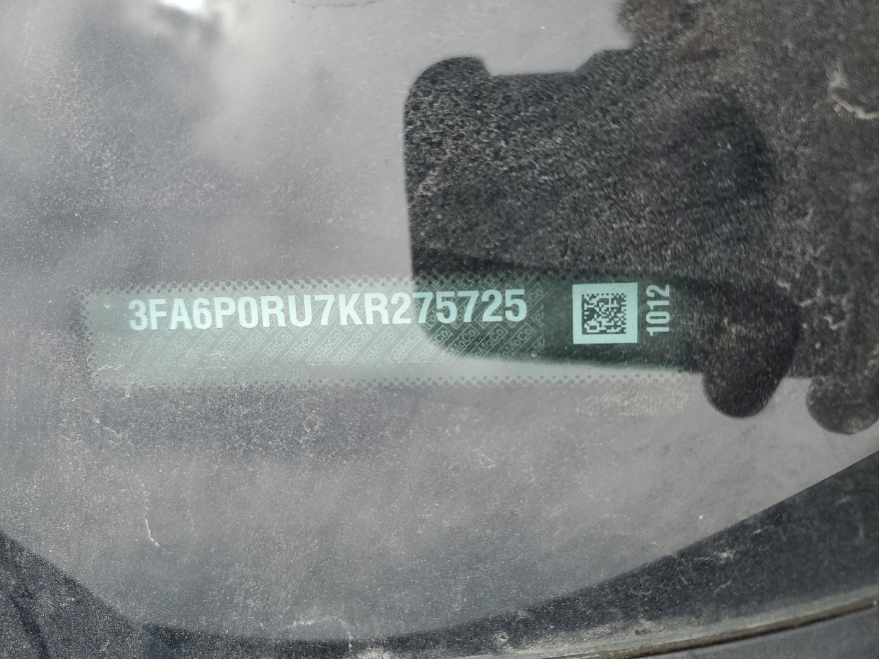 3FA6P0RU7KR275725 2019 Ford Fusion Titanium