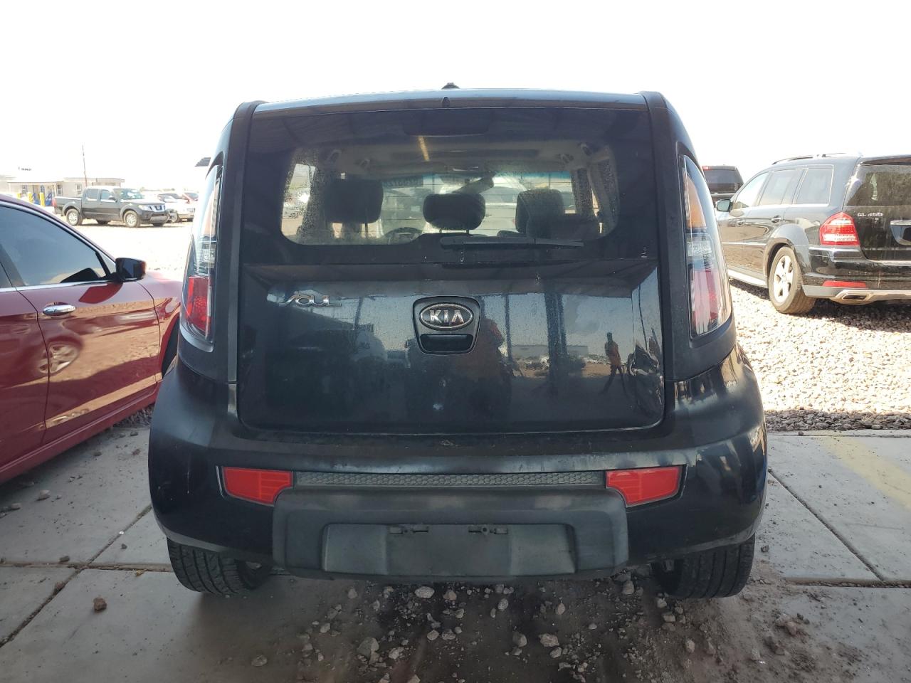 KNDJT2A20A7038621 2010 Kia Soul +