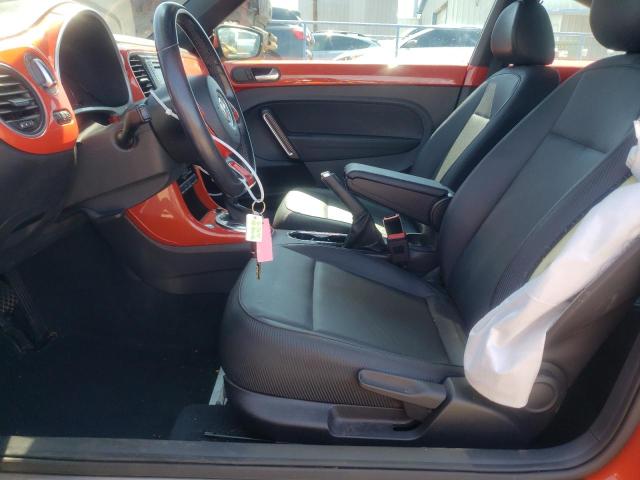 2018 VOLKSWAGEN BEETLE SE 3VWJD7AT3JM710788