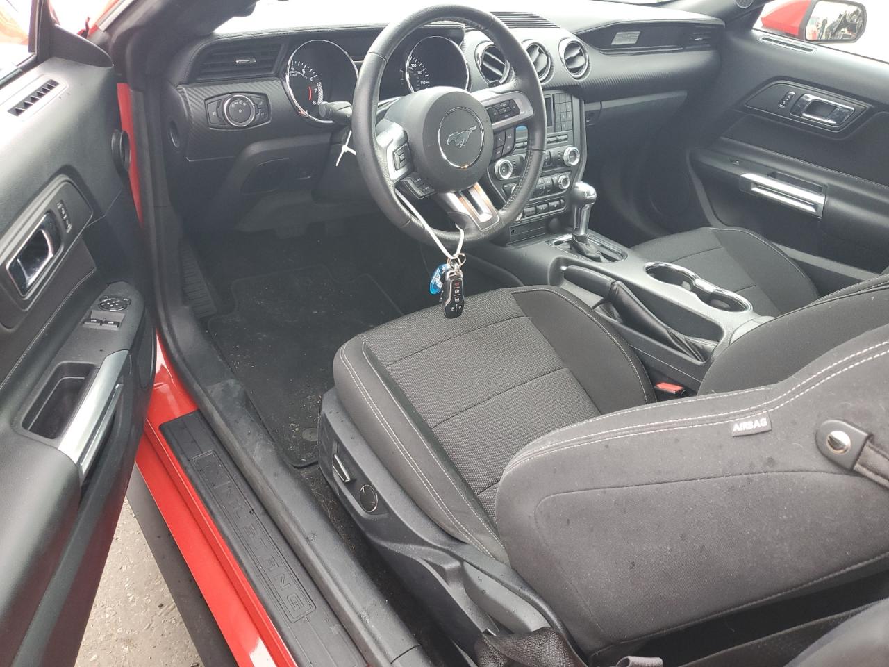 1FA6P8AM2F5305944 2015 Ford Mustang