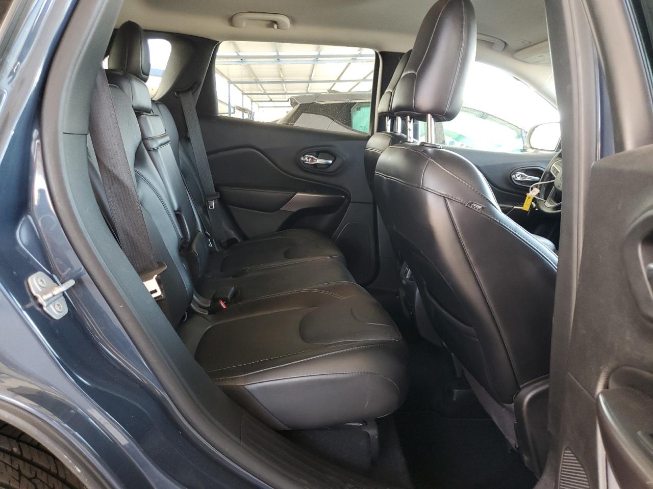 1C4PJLDX9KD382884 2019 Jeep Cherokee Limited