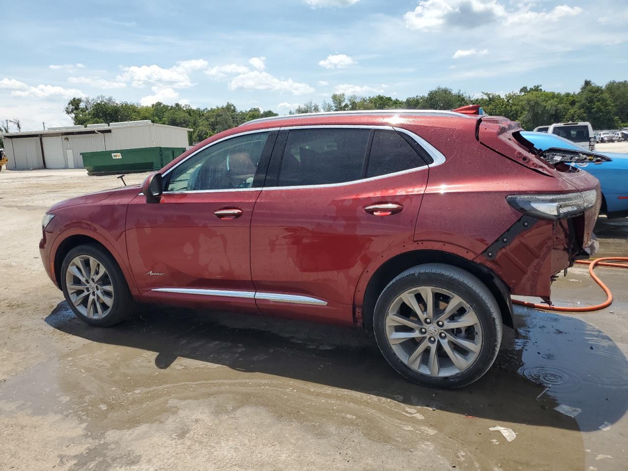 LRBFZRR44ND071209 2022 Buick Envision Avenir