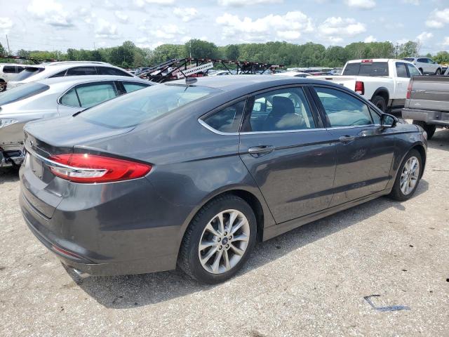 VIN 3FA6P0H70HR372639 2017 Ford Fusion, SE no.3