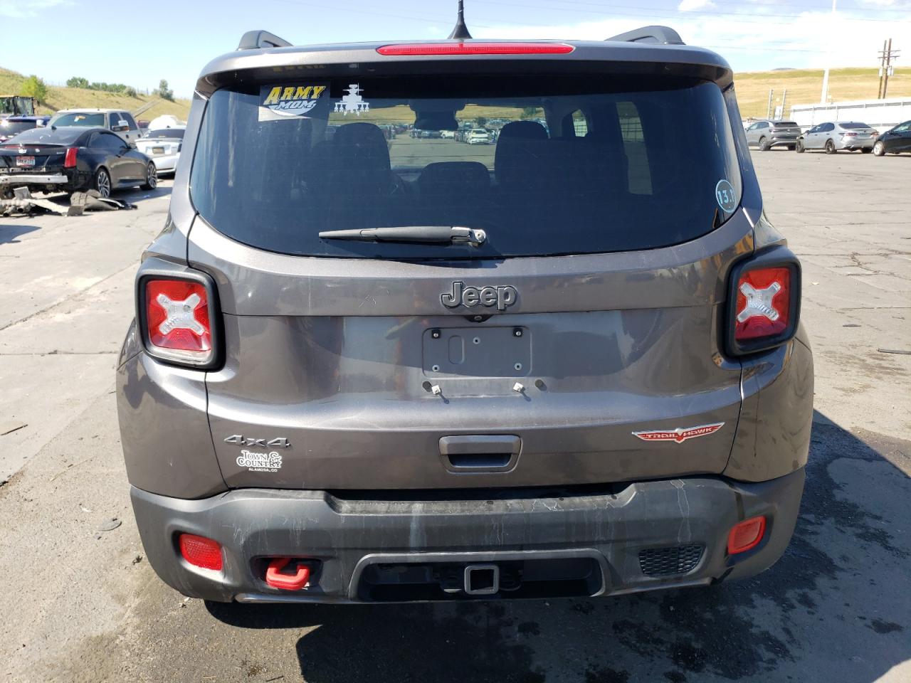 ZACNJBC18KPK70753 2019 Jeep Renegade Trailhawk