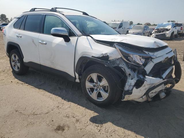 VIN 2T3W1RFV9LW081109 2020 Toyota RAV4, Xle no.4