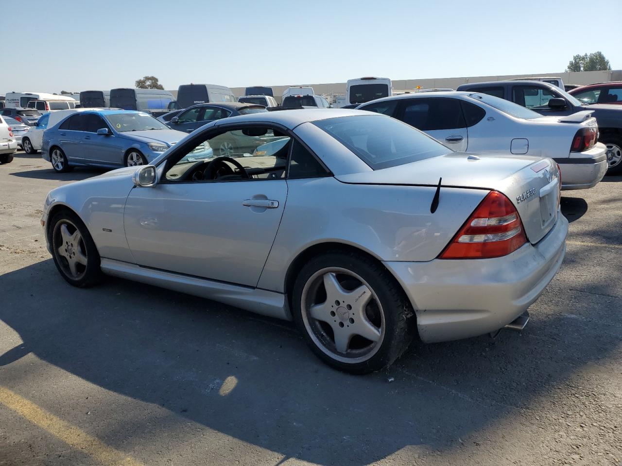 wdbkk49f01f172608 WDBKK49F01F172608 2001 Mercedes-Benz Slk 230 Kompressor