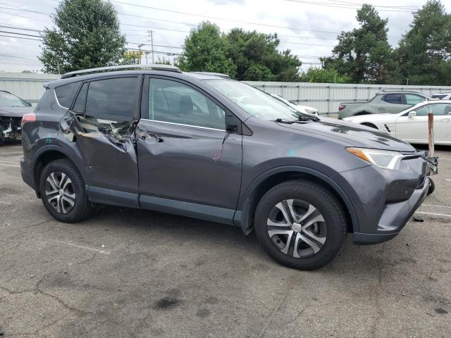 VIN 2T3BFREV4JW743970 2018 Toyota RAV4, LE no.4