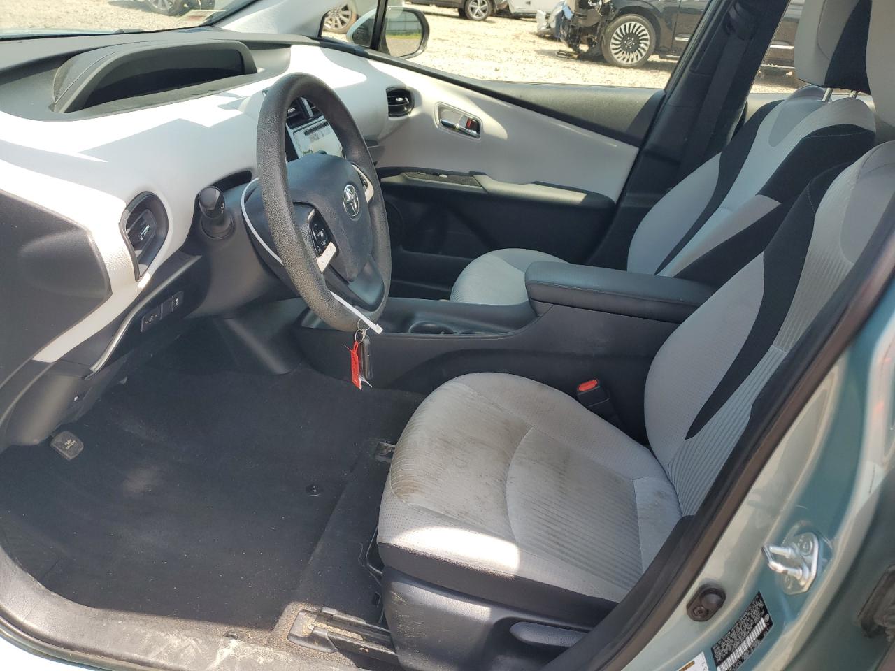 JTDKBRFU6G3004077 2016 Toyota Prius