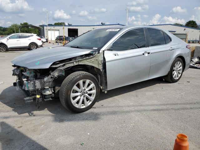 VIN 4T1B11HKXJU542195 2018 Toyota Camry, L no.1