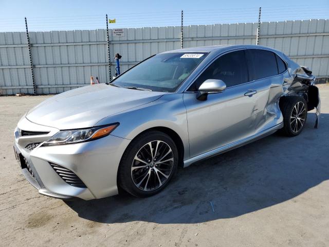 VIN 4T1B11HK5JU598979 2018 Toyota Camry, L no.1