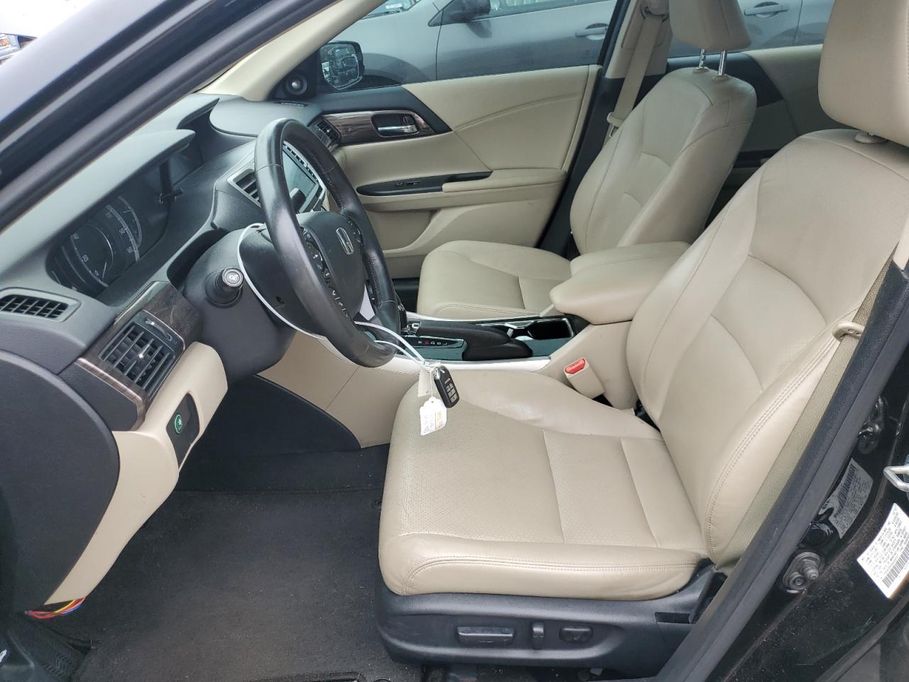 1HGCR2F8XGA049157 HONDA ACCORD 2016