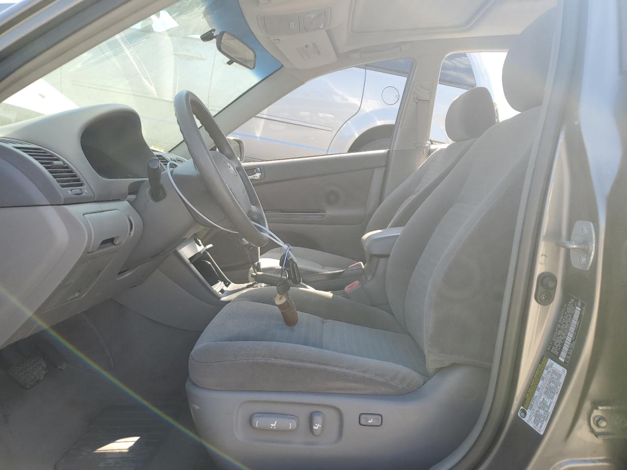 4T1BE32KX5U950629 2005 Toyota Camry Le