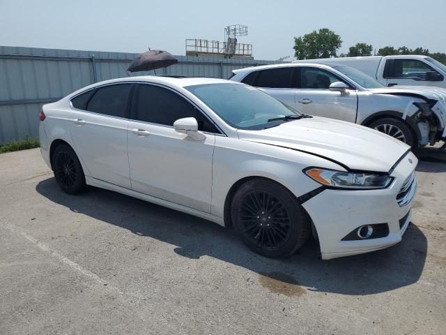 VIN 3FA6P0H94GR131487 2016 Ford Fusion, SE no.4