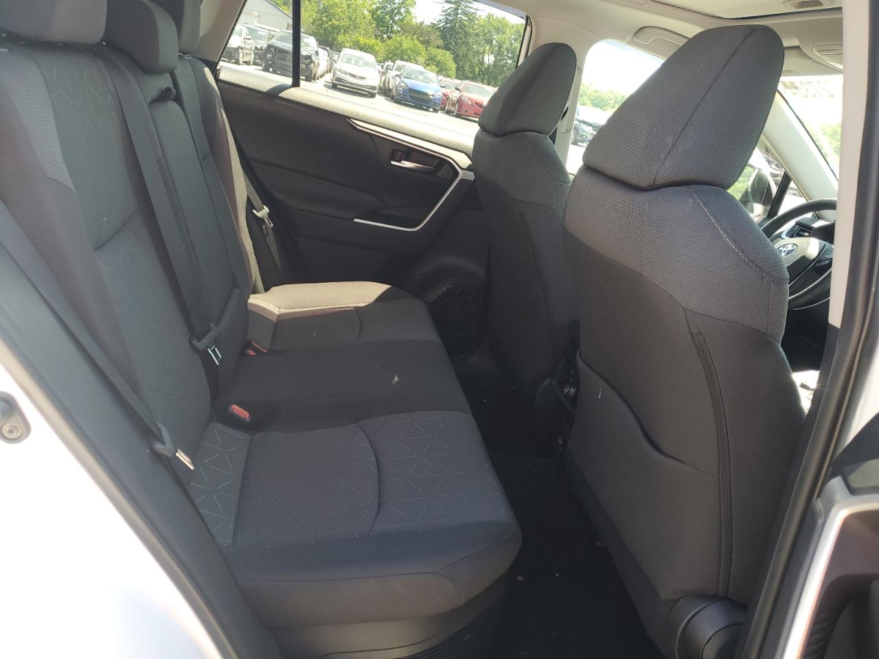 4T3RWRFV7MU018607 2021 Toyota Rav4 Xle