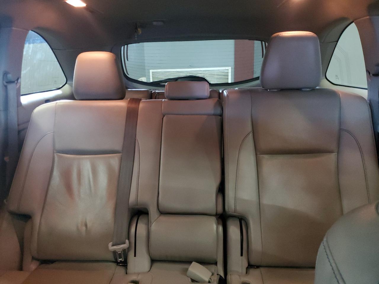 5TDJGRFH2KS058757 2019 Toyota Highlander Hybrid