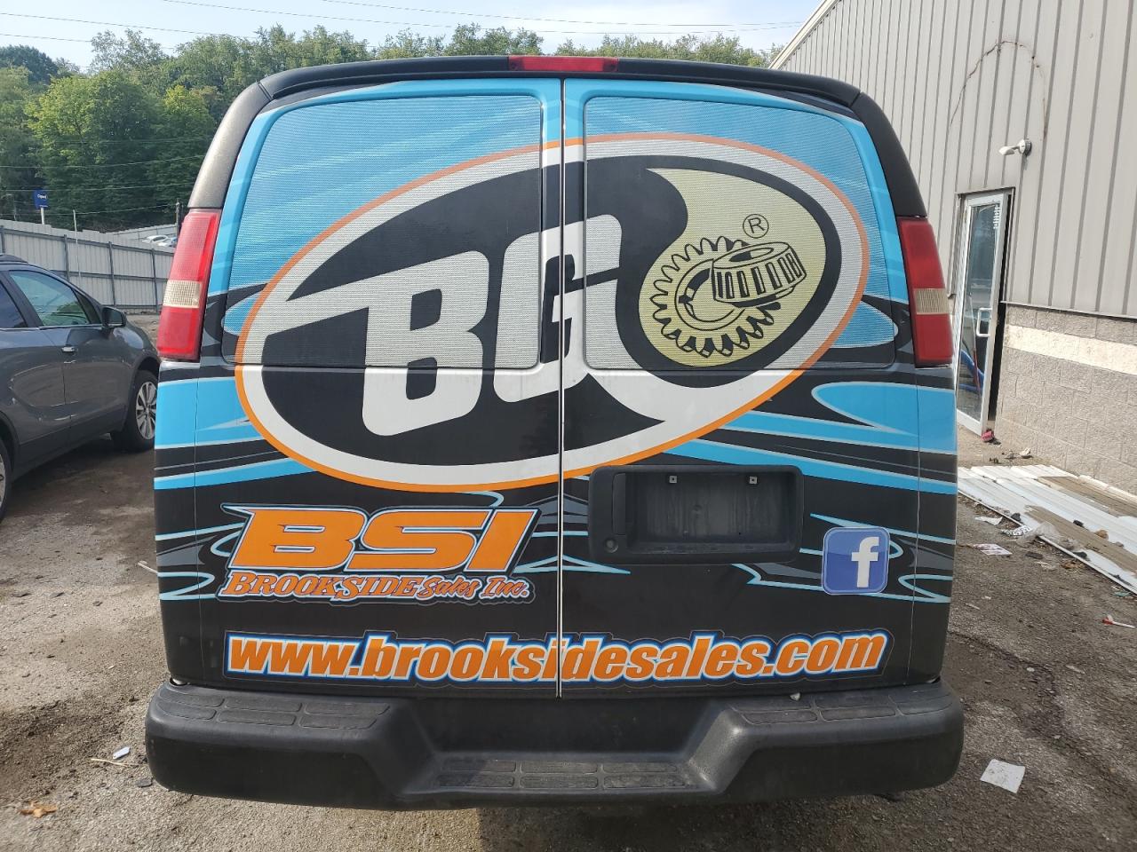 1GCWGFFF8F1105716 2015 Chevrolet Express G2500