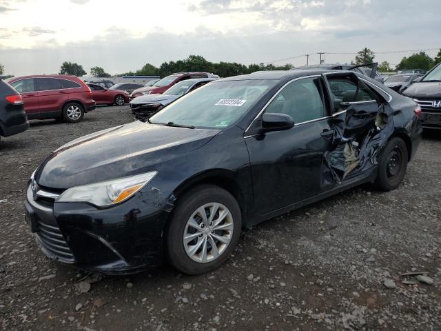 VIN 4T4BF1FKXFR472425 2015 Toyota Camry, LE no.1