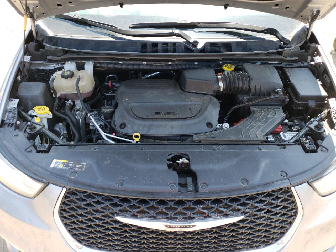 2C4RC1BG5MR528319 2021 Chrysler Pacifica Touring L